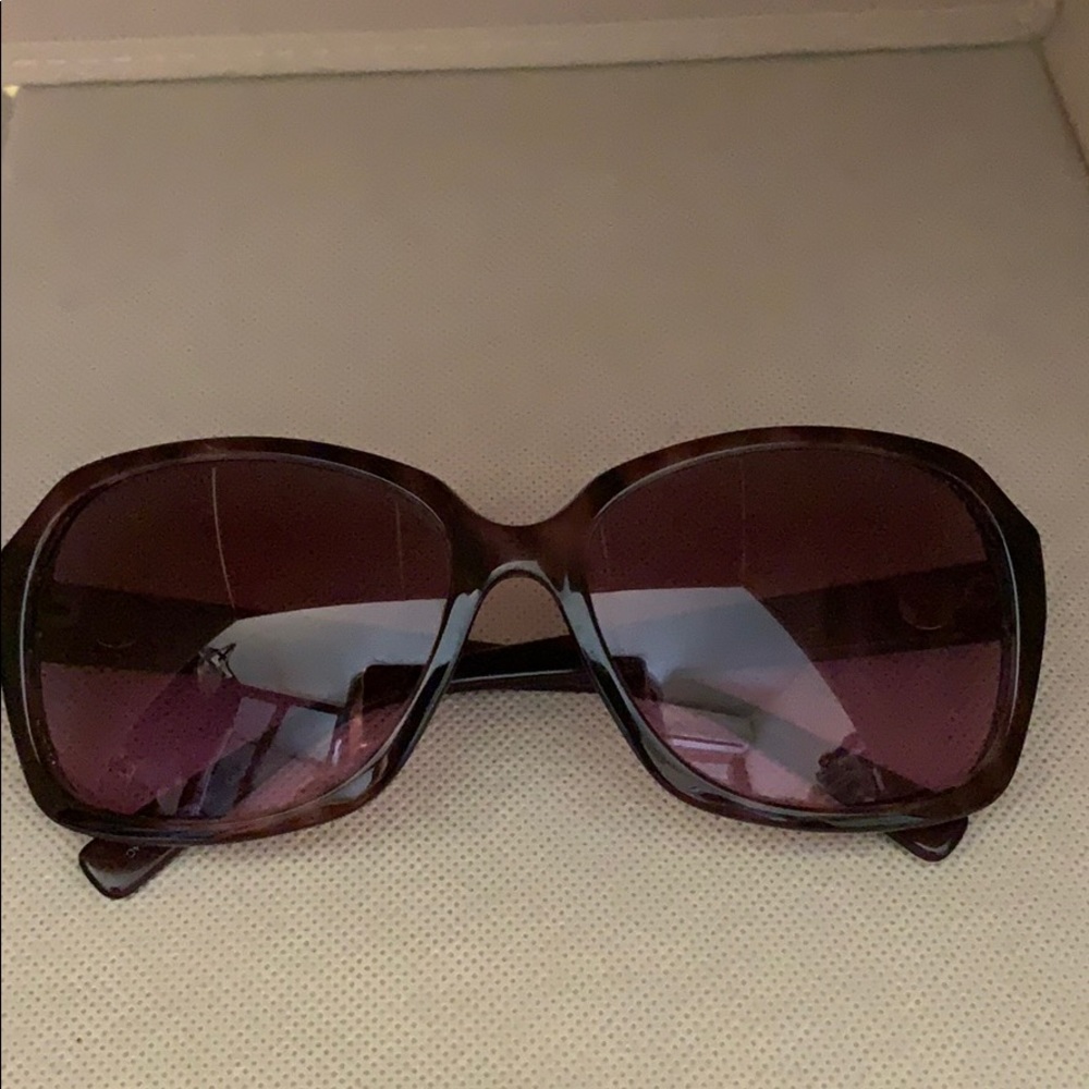 DKNY sunglasses. Dark purple tortoise like frame. - Picture 5 of 8